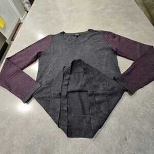 RW & Co. Women's Knit Long Sleeves Top  w/Dots - Charcoal Grey/Red - Sze Medium